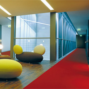 Side Hotel