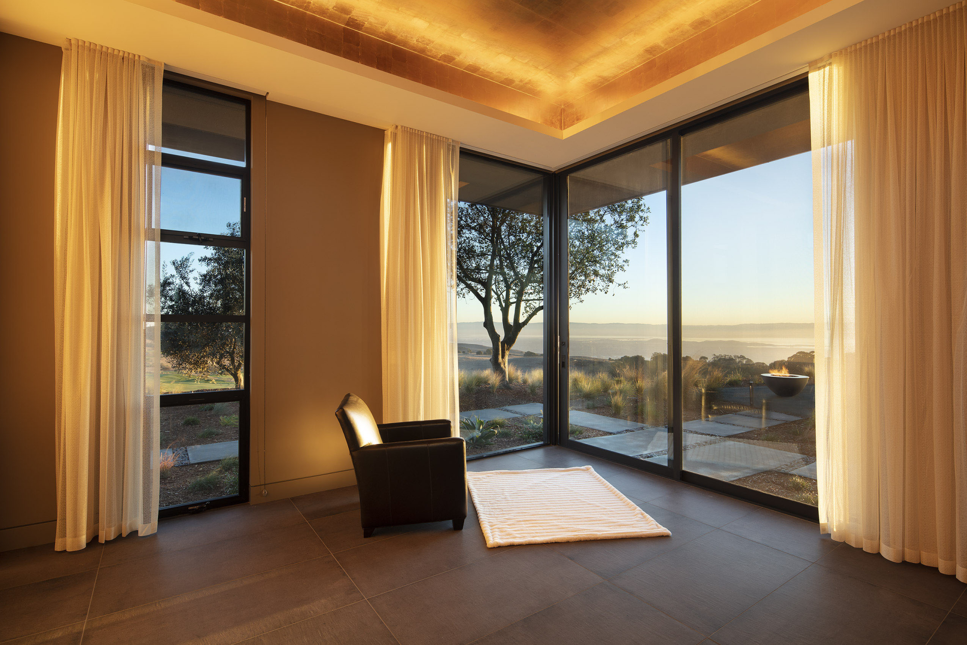 interiors & exteriors photographers