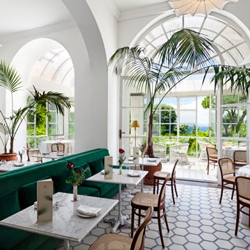 interiors & exteriors photographers