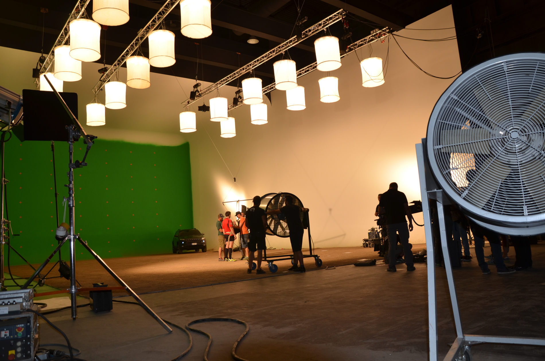 Four Studios Communication