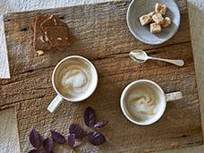 FOOD & DRINK PHOTOGRAPHY + MOTION