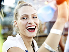 PEOPLE & LIFESTYLE PHOTOGRAPHY + MOTION