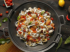 FOOD & DRINK PHOTOGRAPHY + MOTION