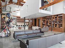 INTERNATIONAL RENTAL STUDIOS