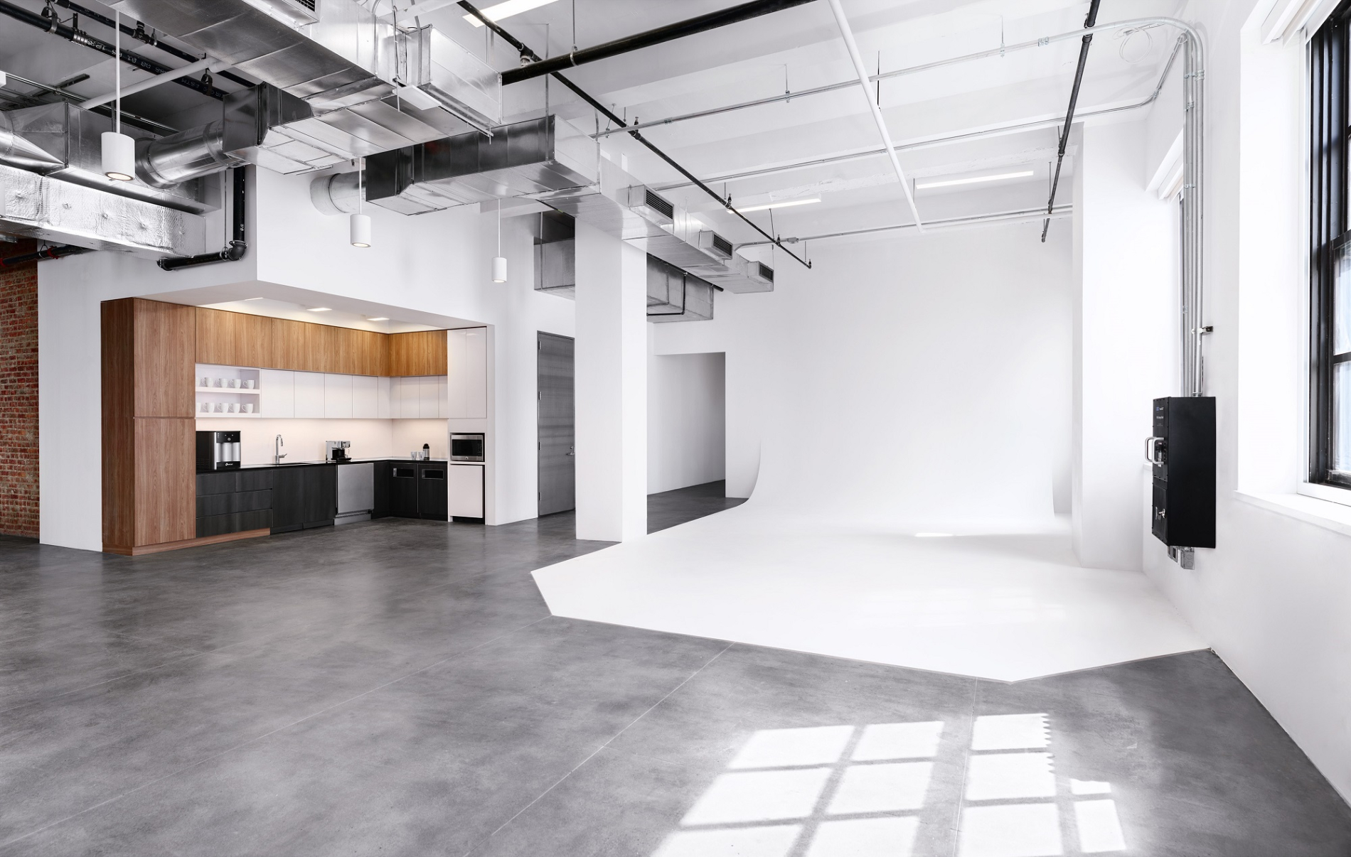 Industrial Color Studios