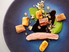 FOOD & DRINK PHOTOGRAPHY + MOTION
