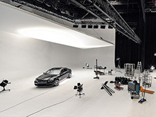 INTERNATIONAL RENTAL STUDIOS