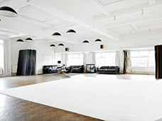 INTERNATIONAL RENTAL STUDIOS