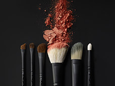LIQUID & COSMETIC PHOTOGRAPHY