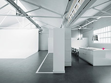 INTERNATIONAL RENTAL STUDIOS