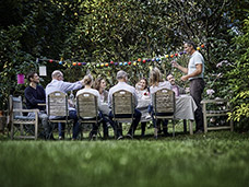 PEOPLE & LIFESTYLE PHOTOGRAPHY + MOTION