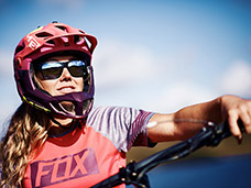 PEOPLE & LIFESTYLE PHOTOGRAPHY + MOTION