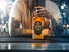 FOOD & DRINK PHOTOGRAPHY & MOTION