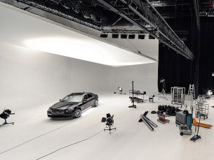INTERNATIONAL RENTAL STUDIOS