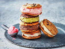 FOOD & DRINK PHOTOGRAPHY & MOTION