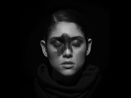 FASHION & BEAUTY PHOTOGRAPHY + MOTION