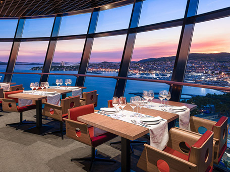 INTERIOR, ARCHITECTURE AND AERIAL PHOTOGRAPHY