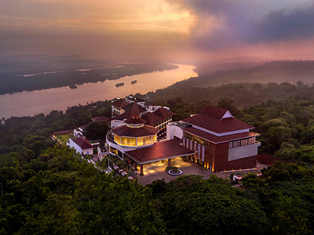 INTERIOR, ARCHITECTURE AND AERIAL PHOTOGRAPHY