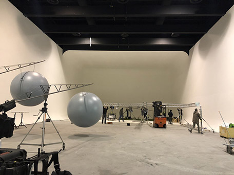 INTERNATIONAL RENTAL STUDIOS
