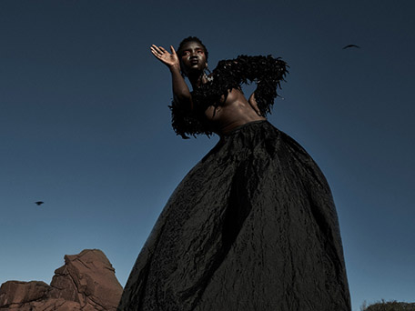 FASHION & BEAUTY PHOTOGRAPHY + MOTION