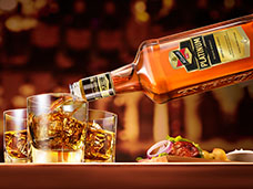 FOOD & DRINK PHOTOGRAPHY & MOTION