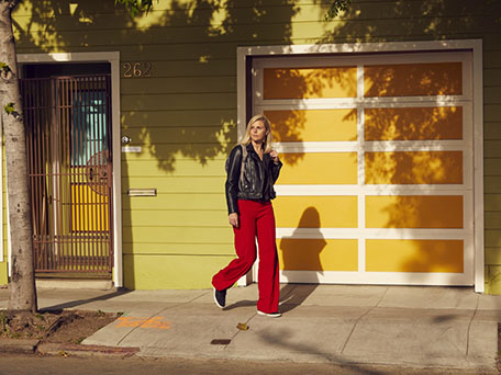 PEOPLE & LIFESTYLE PHOTOGRAPHY + MOTION