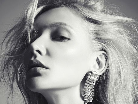FASHION & BEAUTY PHOTOGRAPHY + MOTION