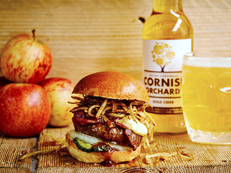 FOOD & DRINK PHOTOGRAPHY & MOTION