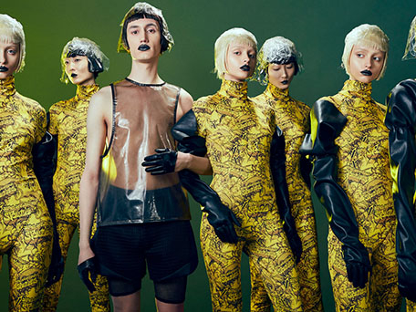 FASHION & BEAUTY PHOTOGRAPHY + MOTION