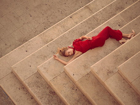 FASHION & BEAUTY PHOTOGRAPHY + MOTION