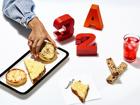FOOD & DRINK PHOTOGRAPHY & MOTION