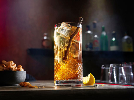 FOOD & DRINK PHOTOGRAPHY & MOTION