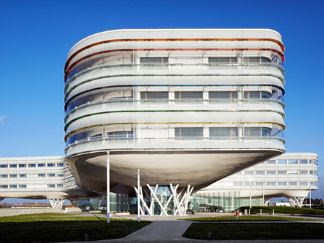 INTERIOR, ARCHITECTURE AND AERIAL PHOTOGRAPHY + MOTION