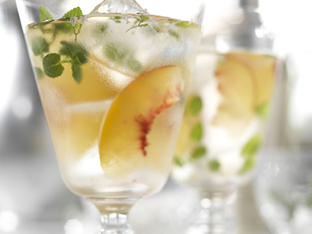 FOOD & DRINK PHOTOGRAPHY & MOTION