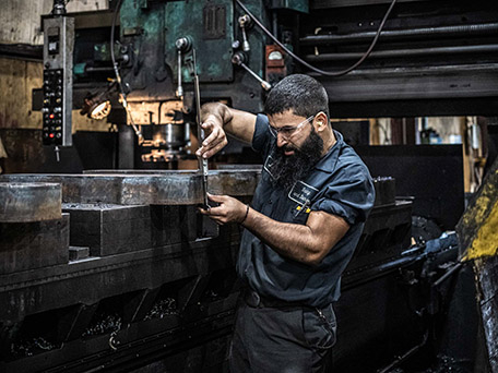 CORPORATE & INDUSTRIAL PHOTOGRAPHY