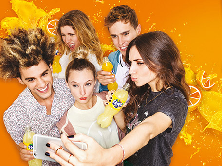GLOBAL ADVERTISING PHOTOGRAPHY & MOTION