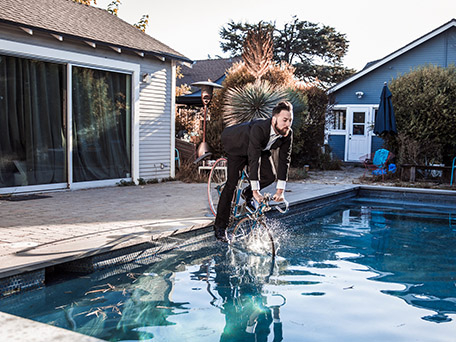 GLOBAL ADVERTISING PHOTOGRAPHY & MOTION