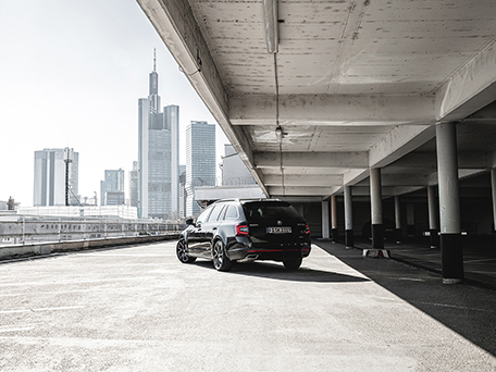 CAR, TRANSPORTATION AND LANDSCAPE PHOTOGRAPHY & MOTION
