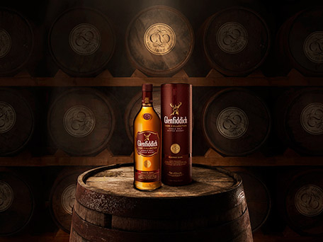 FOOD & DRINK PHOTOGRAPHY & MOTION
