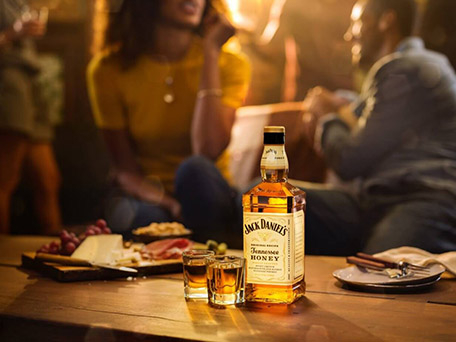 GLOBAL ADVERTISING PHOTOGRAPHY & MOTION