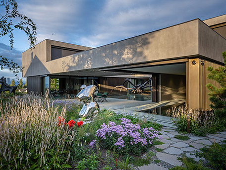 INTERIOR, ARCHITECTURE AND AERIAL PHOTOGRAPHY