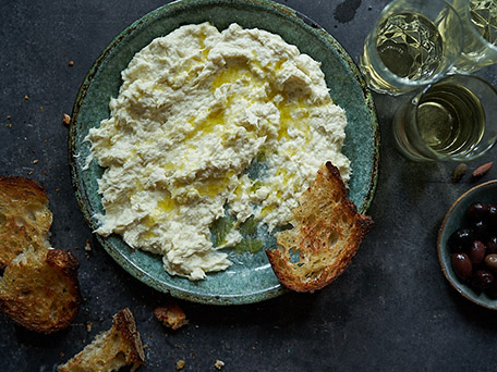 FOOD & DRINK PHOTOGRAPHY & MOTION