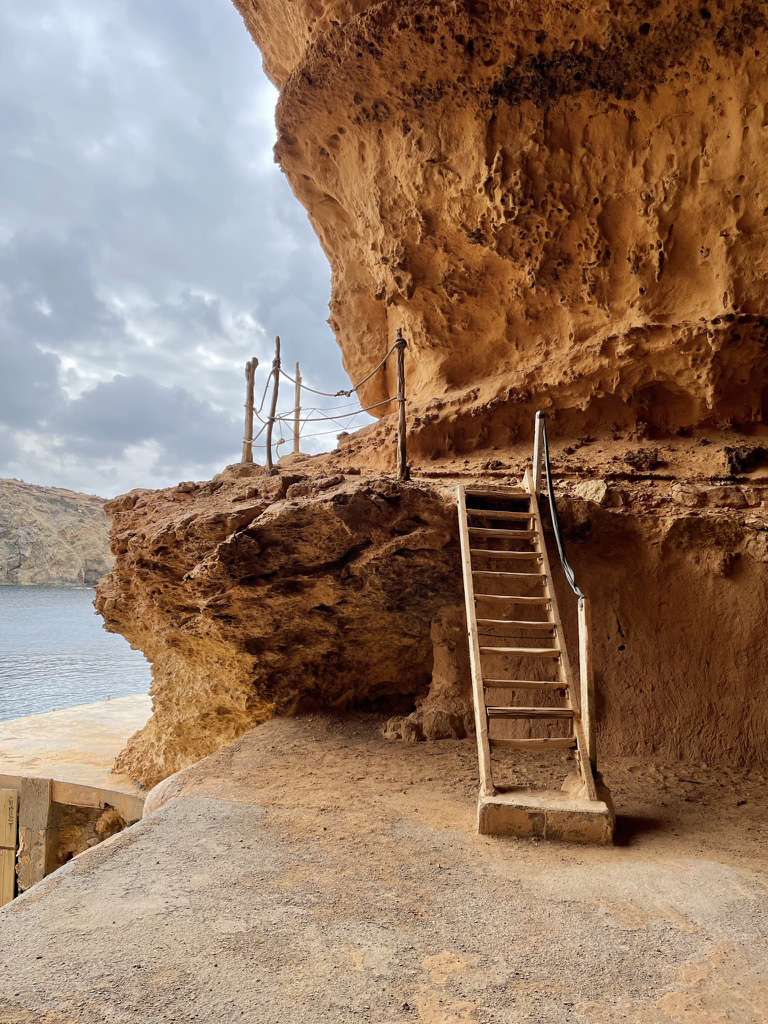 Full photo production and locations