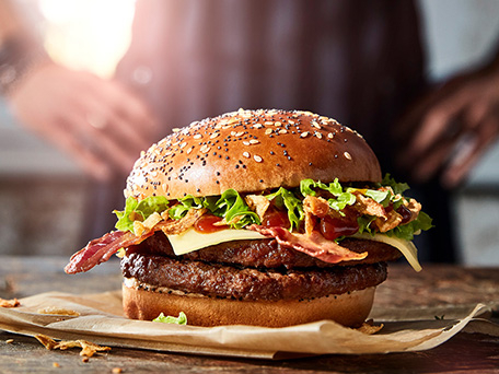 FOOD & DRINK PHOTOGRAPHY & MOTION