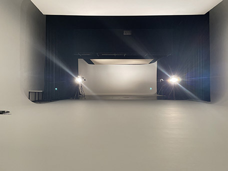 RENTAL STUDIOS