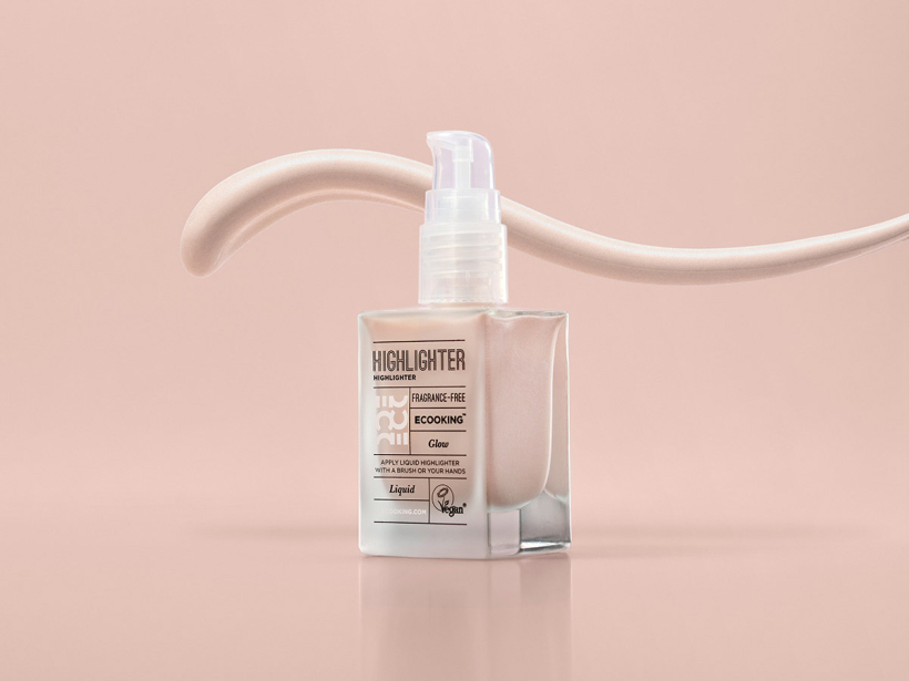 LIQUID & COSMETIC PHOTOGRAPHY & MOTION
