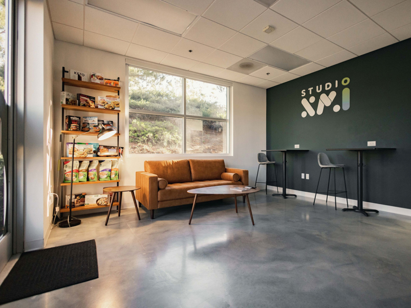 RENTAL STUDIOS