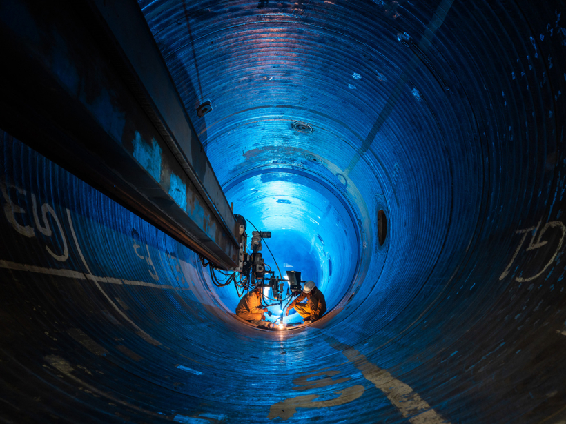 CORPORATE, INDUSTRIAL & HEALTHCARE PHOTOGRAPHY & MOTION