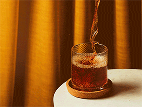 FOOD & DRINK PHOTOGRAPHY & MOTION