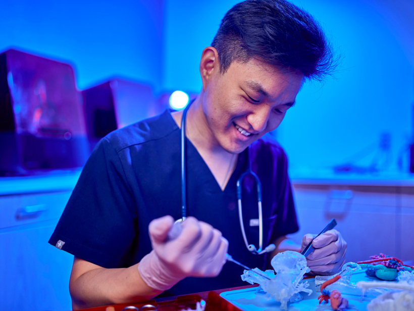CORPORATE, INDUSTRIAL & HEALTHCARE PHOTOGRAPHY & MOTION